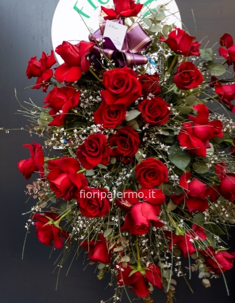 Cuscino Funebre rose rosse e verde decorativo