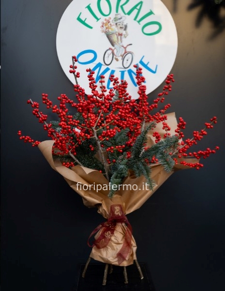 bouquet con rami di ilex e abete